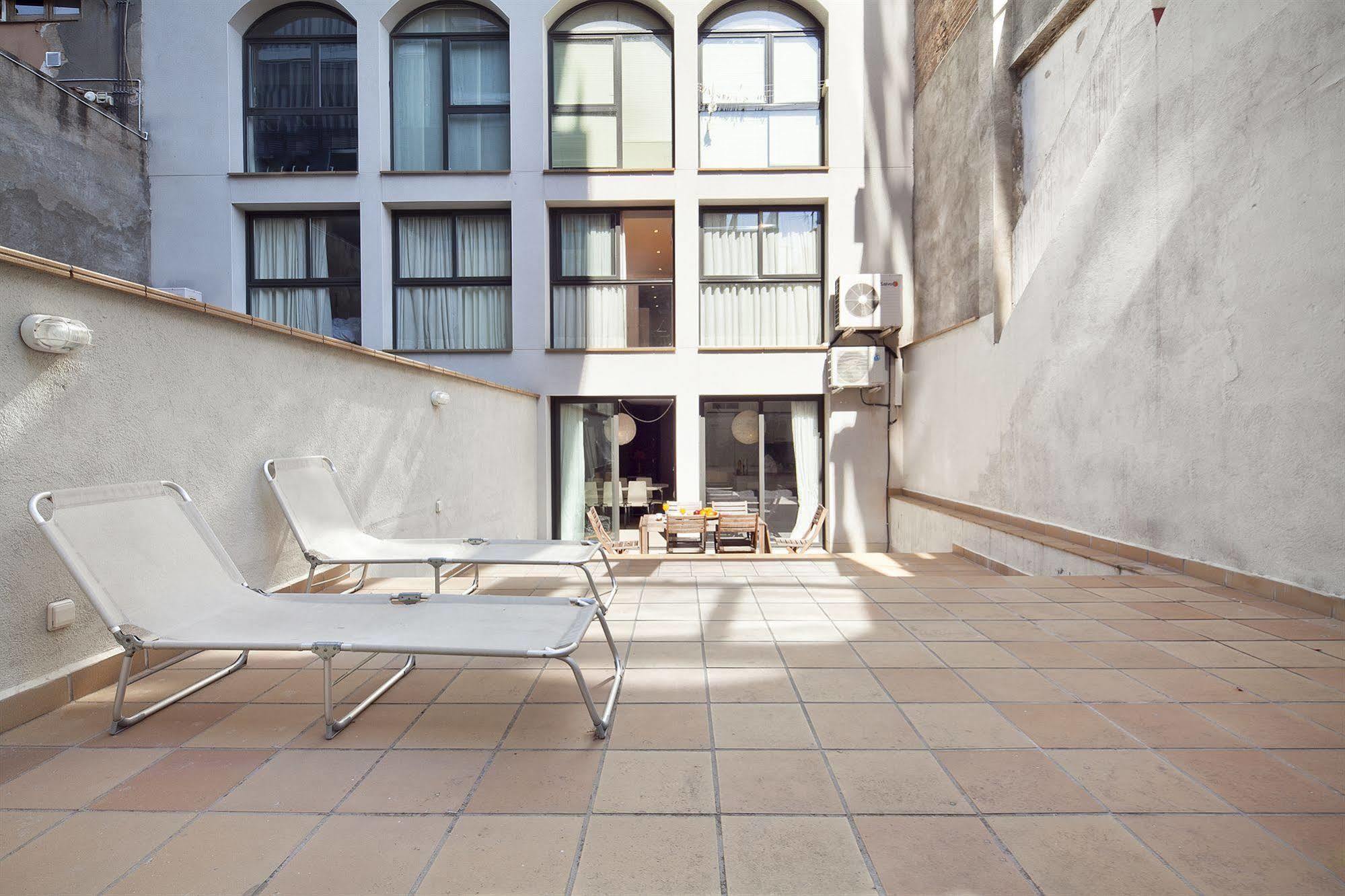 Inside Barcelona Apartments Sants Esterno foto